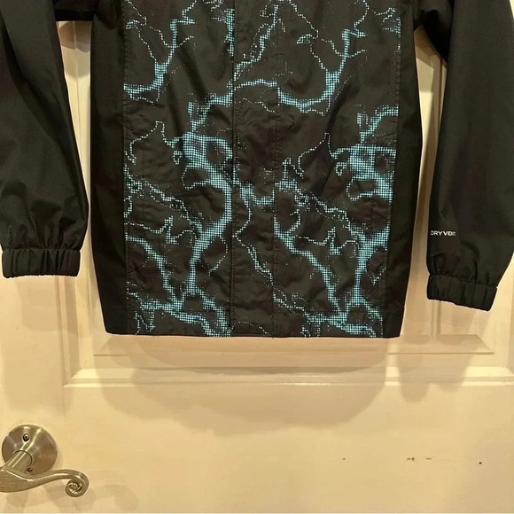 The North Face Dry Vent Boys Windbreaker Blue Lightning Hooded Raincoat S 7/8 - Picture 16 of 16